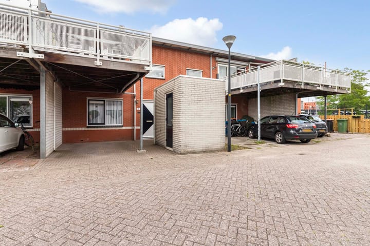Parallelweg 15 in Apeldoorn