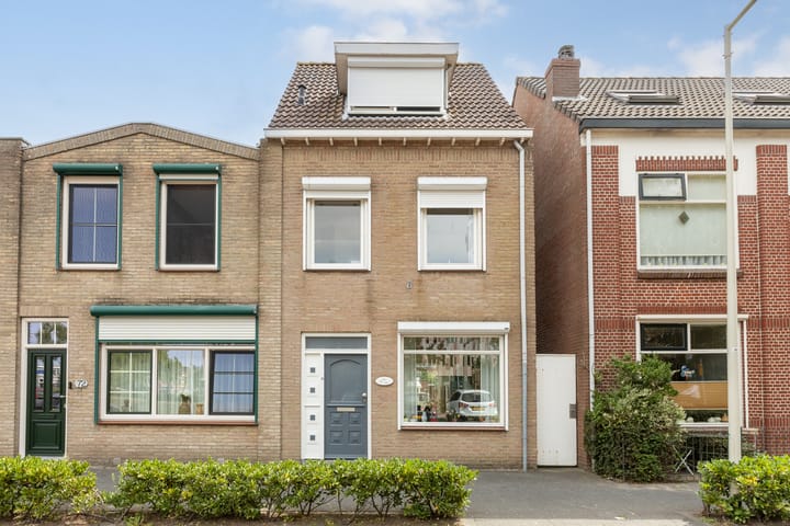 Photo of property Parallelweg 73, Bergen op Zoom