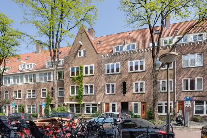 Paramaribostraat 84-2 in Amsterdam