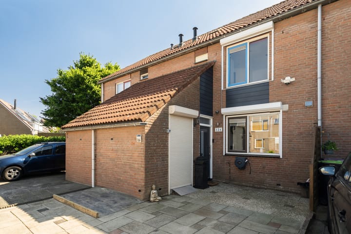 Parelgras 124 in Spijkenisse