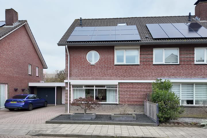 Photo of property Parelstraat 41, Fijnaart