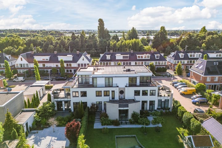Photo of property Parklaan 145, Boskoop