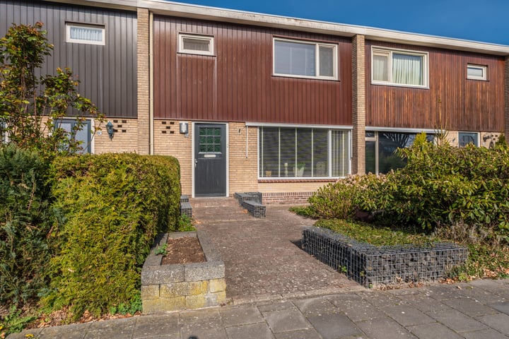 Photo of property Parklaan 164, Winschoten