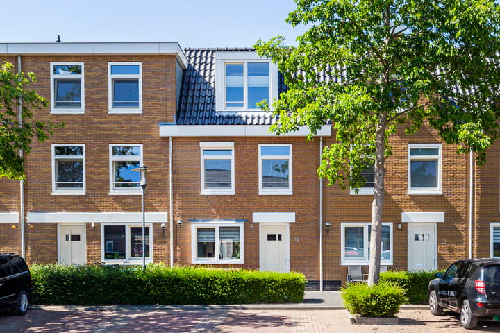 Parklaan 39 in De Lier