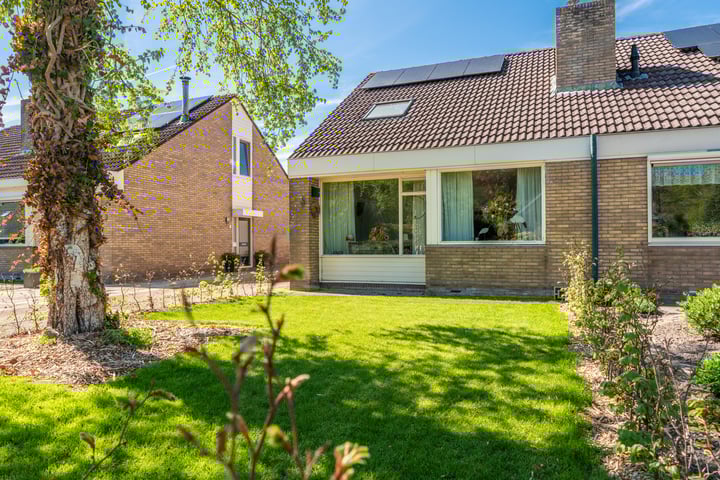 Parklaan 5 in Blijham