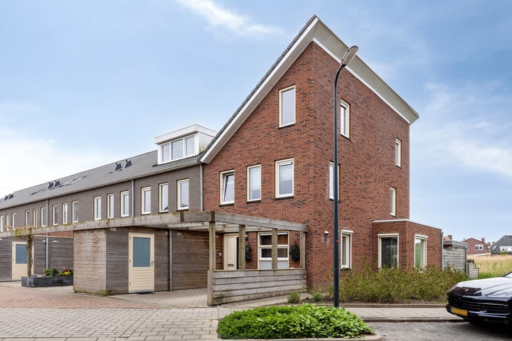 Photo of property Parklaan 60, De Lier