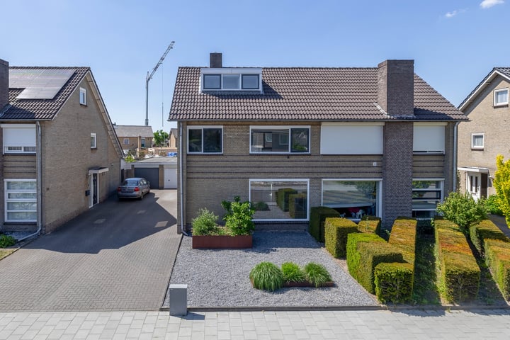 Parkstraat 25 in Deurne