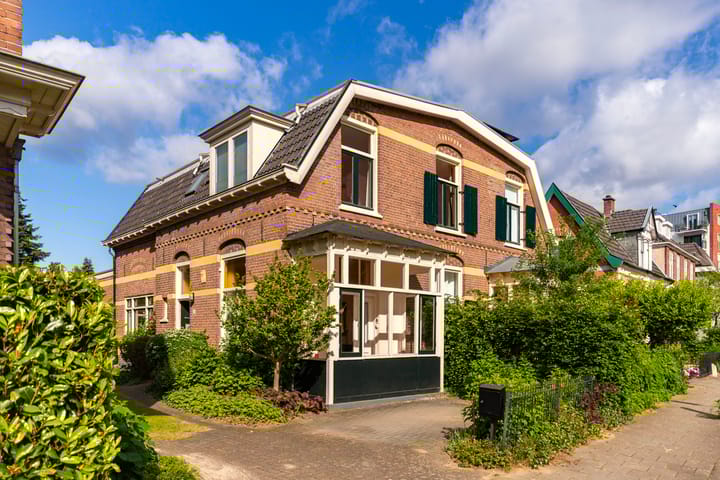 Parkstraat 31 in Velp