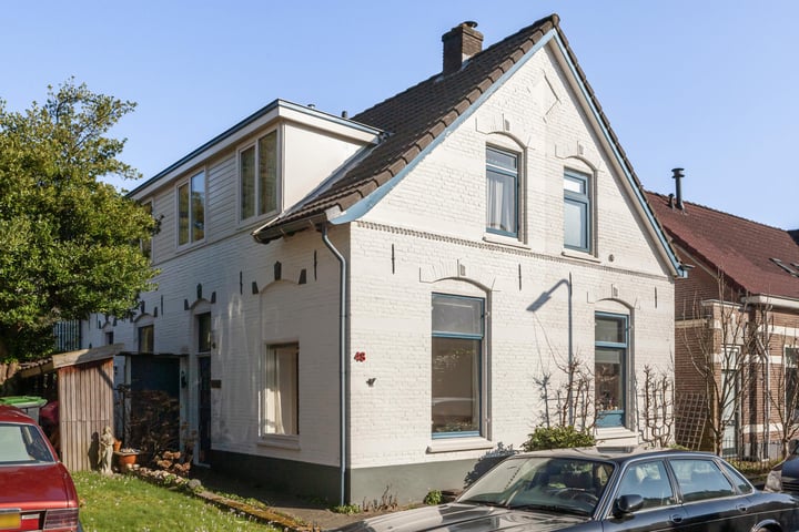 Parkstraat 48 in Velp