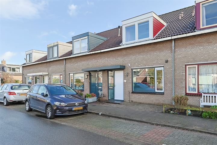 Parkstraat 7 in Nieuwveen