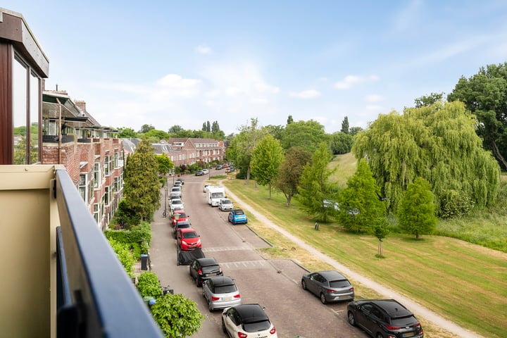 Parkweg 156 in Vlaardingen foto