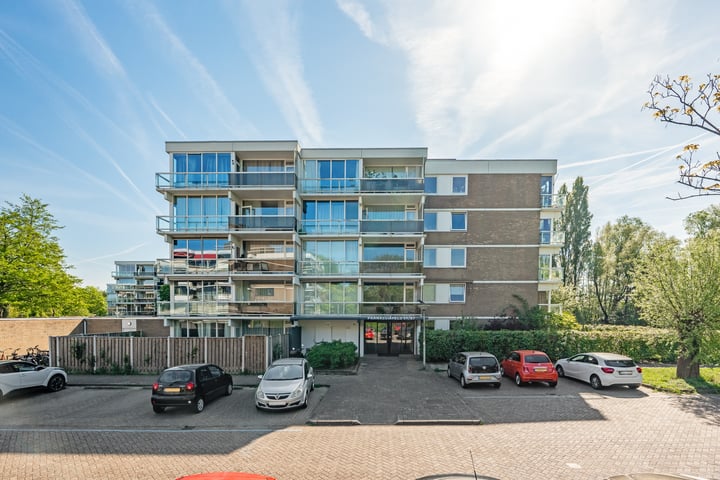 Parnassiaveld 65 in Duivendrecht