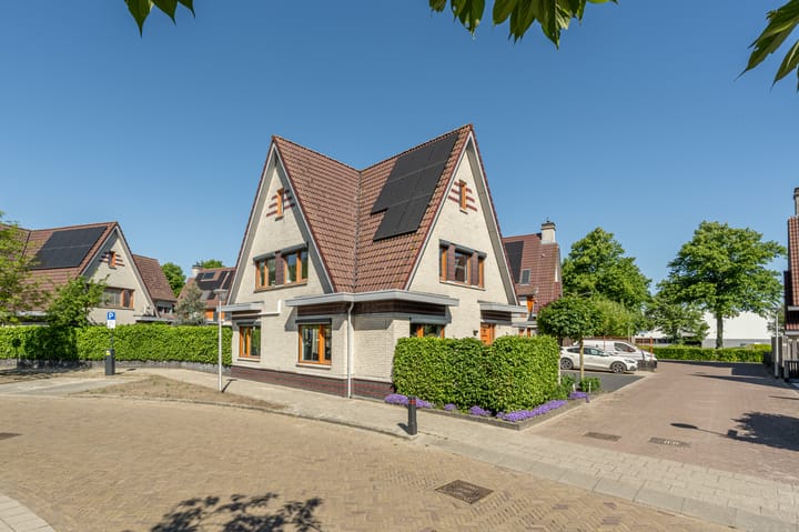 Pasmanstraat 1 in 's-Gravendeel