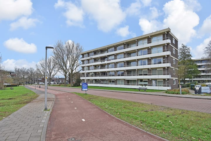 Passage 52 in Waddinxveen photo