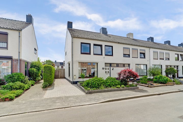 Photo of property Past Zegersstraat 27, Grubbenvorst