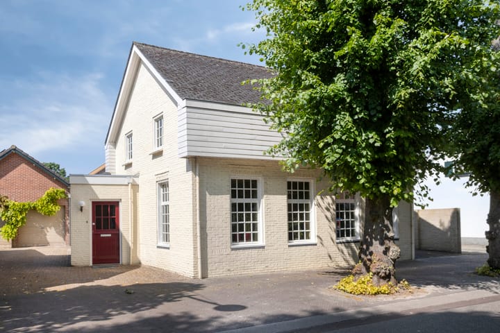 Pastoor Castelijnsstraat 20 in Handel