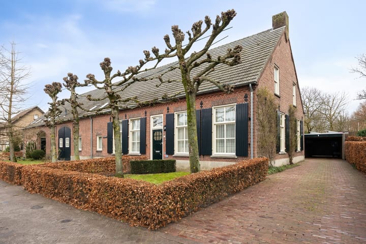 Foto van woning Pastoor Castelijnsstraat 33, Handel