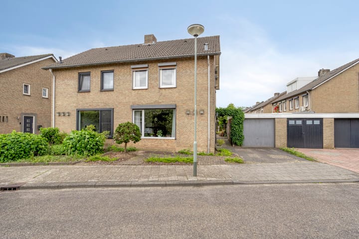Photo of property Pastoor Cloquetstraat 2, Swalmen