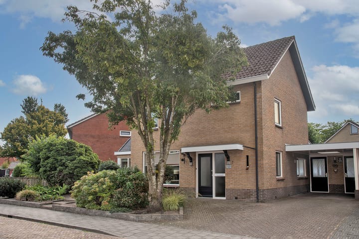 Pastoor Cramerstraat 7 in Geesteren