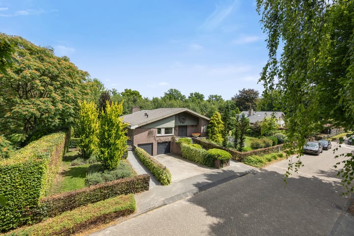 Photo of property Pastoor de Klijnlaan 15, Kaatsheuvel