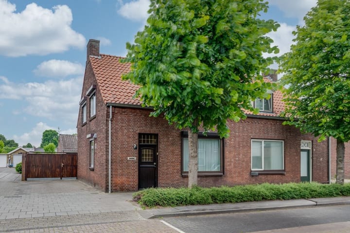 Photo of property Pastoor Gillisstraat 98, Rijen