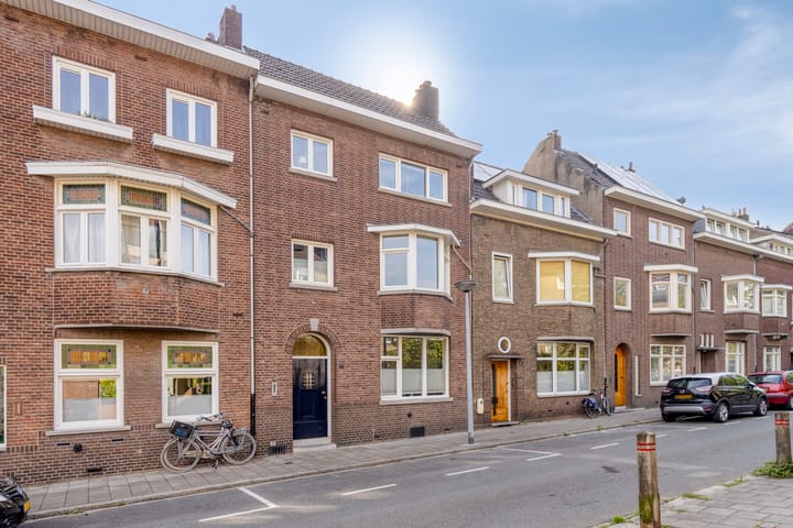 Pastoor Kribsweg 7 in Maastricht