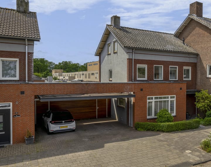 Photo of property Pastoor Kuypersstraat 34, Waalwijk