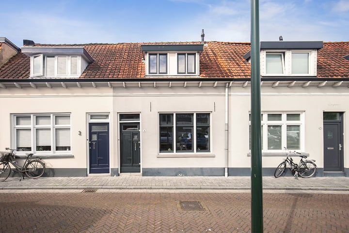 Pastoor Lancrietstraat 5 in Bergen op Zoom