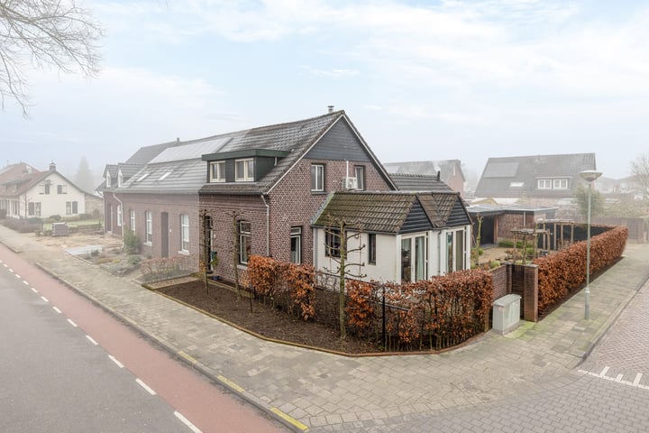 Pastoor Leursstraat 23 in Maasbree