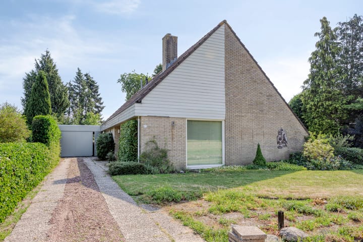 Photo of property Pastoor Rientjesstraat 51, Hellendoorn