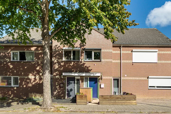 Pastoor Schoenmaeckersstraat 17C in Geleen