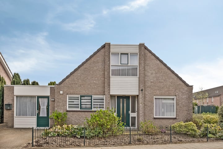 Pastoor Smuldersstraat 3 in Ooij