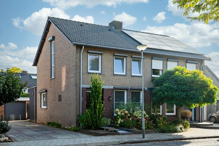 Pastoor van Cuykstraat 4 in Swalmen