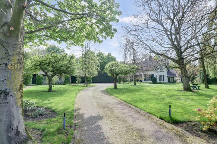 Pastoor van der Marckstraat 60 in Weurt