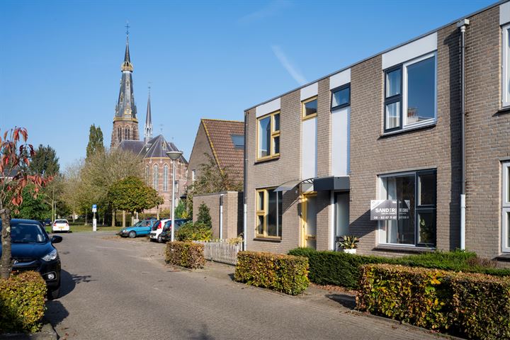 Pastoor van der Zijlestraat 22 in Waalwijk