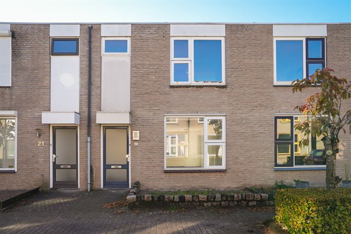 Pastoor van der Zijlestraat 23 in Waalwijk