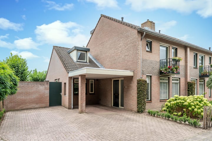 Pastoor van Doornstraat 55 in Uden