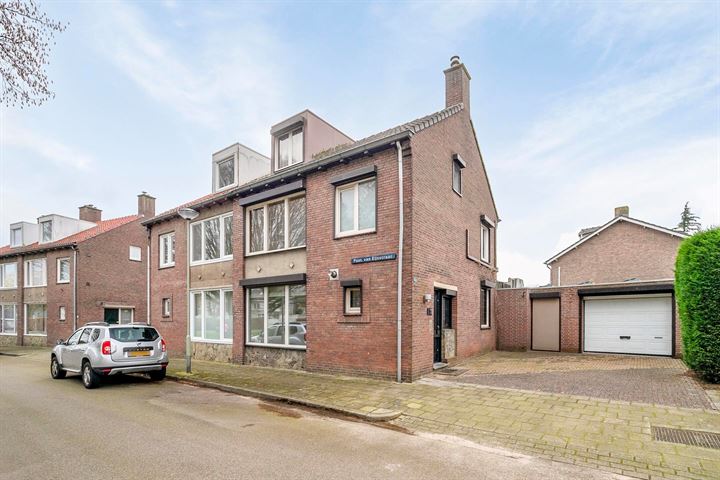 Photo of property Pastoor van Eijsstraat 11, Geleen