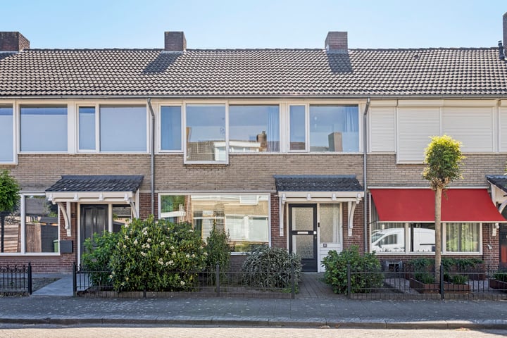Pastoor van Geldropstraat 4 in Schijndel