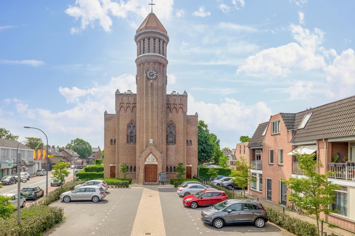 Pastoor van Kesselhof 18q in Waalwijk