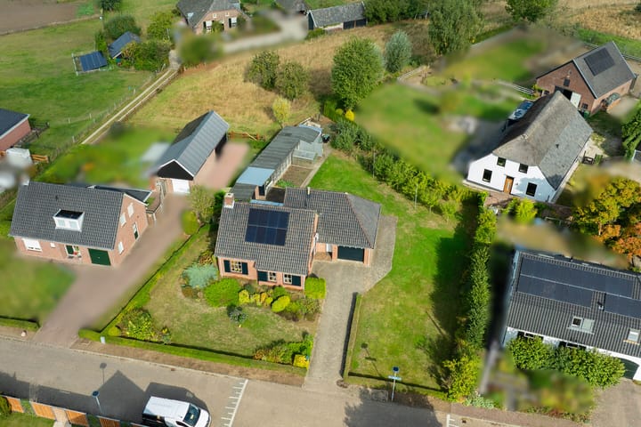 Pastoor van Sonsbeeckstr 46a in Stokkum