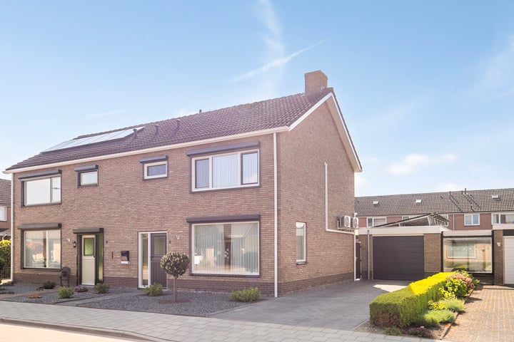 Pastoor Willemsstraat 6 in Lamswaarde Foto