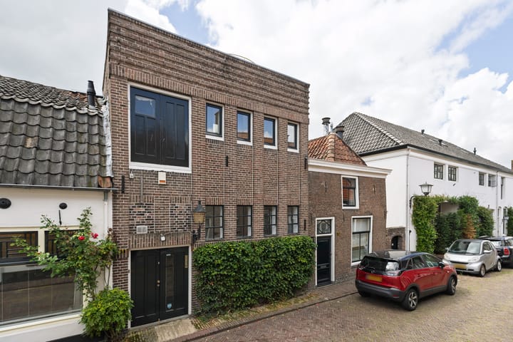 Pastoorstraat 1 in Naarden
