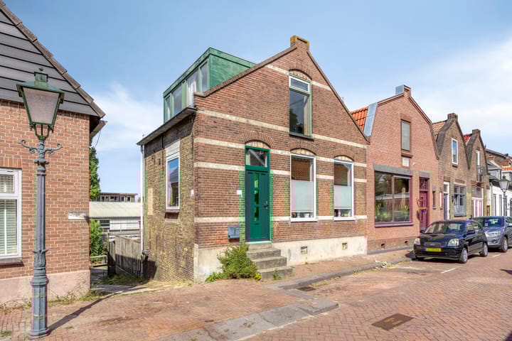 Photo of property Pastoriedijk 40, Pernis Rotterdam
