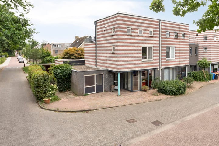 Pastorielaan 24 in Hoogland