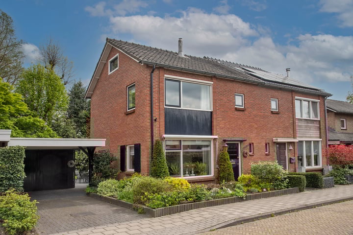 Pastoriestraat 8 in Enschede