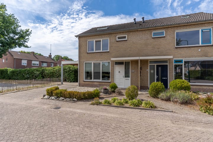 Pater Bleijsstraat 1 in Overloon