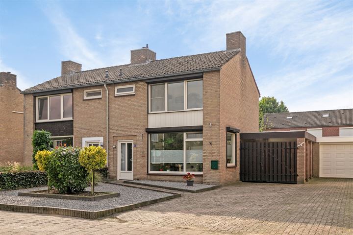 Pater Bleijsstraat 11 in Overloon