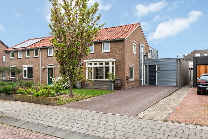 Pater van Boxtelweg 5 in Ewijk