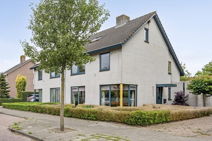 Pater Verschurenstraat 29 in Bavel